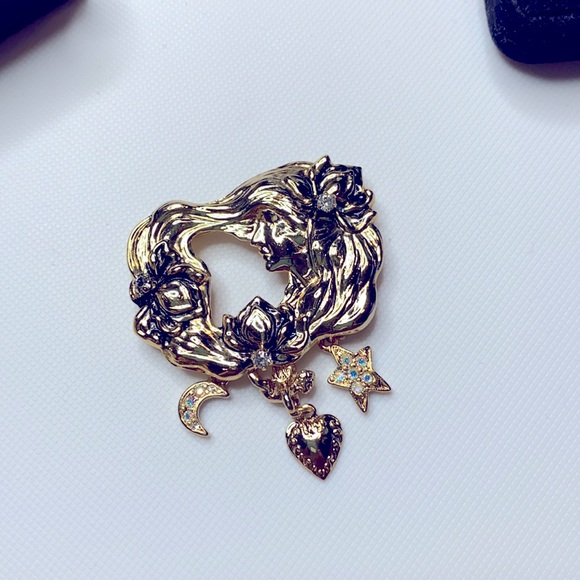 VTG Kirk's Folly Mother Brooch with Charms - Picture 1 of 3